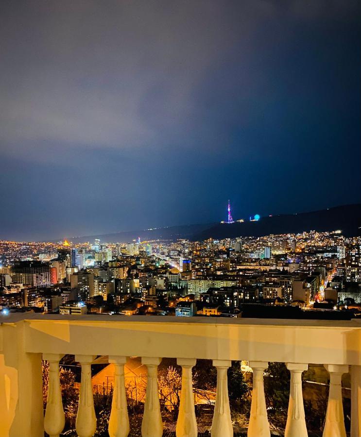The Hilltop Skyline Hotel تبليسي المظهر الخارجي الصورة